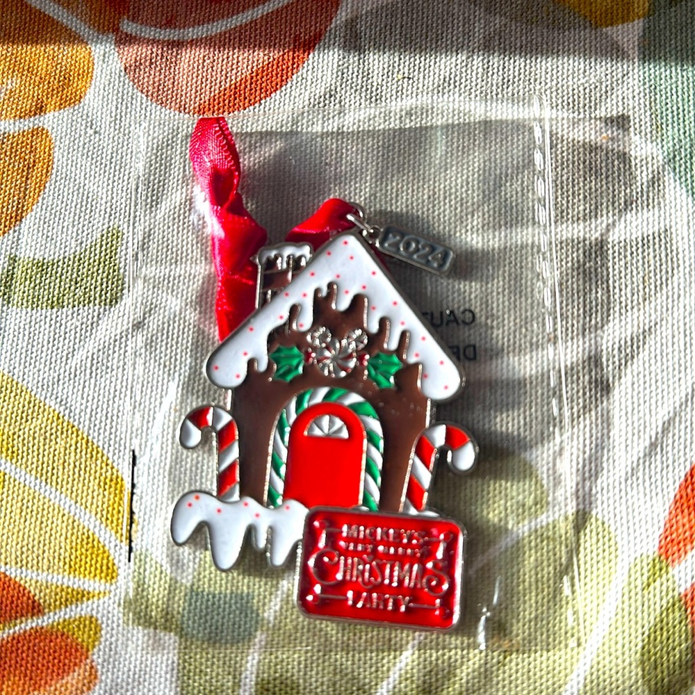 2024 Mickey’s Very Merry Christmas Party Ornament